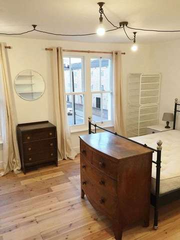 Image of 4 bedroom Terraced house to rent in Glyn Road London E5 at Glyn Road  London, E5 0JP