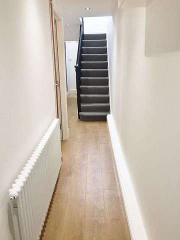  Image of 4 bedroom Terraced house to rent in Glyn Road London E5 at Glyn Road  London, E5 0JP