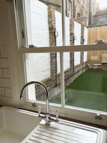  Image of 4 bedroom Terraced house to rent in Glyn Road London E5 at Glyn Road  London, E5 0JP