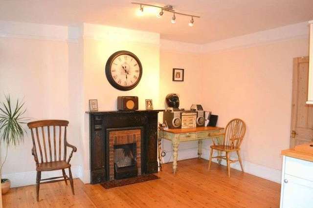  Image of 3 bedroom Semi-Detached house for sale in Goldsmid Road Tonbridge TN9 at Goldsmid Road  Tonbridge, TN9 2BY