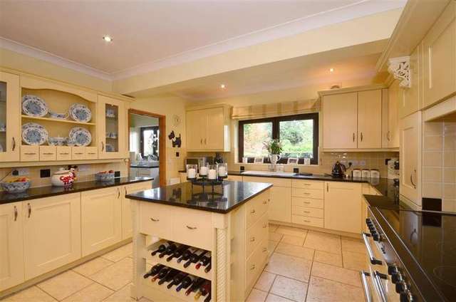  Image of 5 bedroom Detached house for sale in Headcorn Road Grafty Green Maidstone ME17 at Maidstone Kent Maidstone, ME17 2AP