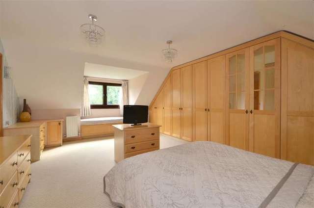  Image of 5 bedroom Detached house for sale in Headcorn Road Grafty Green Maidstone ME17 at Maidstone Kent Maidstone, ME17 2AP