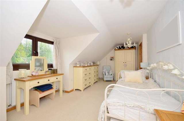  Image of 5 bedroom Detached house for sale in Headcorn Road Grafty Green Maidstone ME17 at Maidstone Kent Maidstone, ME17 2AP