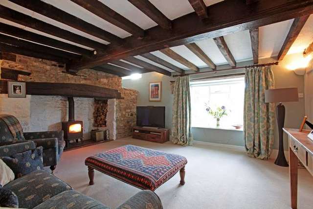  Image of 3 bedroom Semi-Detached house for sale in Danes Court Great Coxwell Faringdon SN7 at Great Coxwell Oxfordshire, SN7 7NE