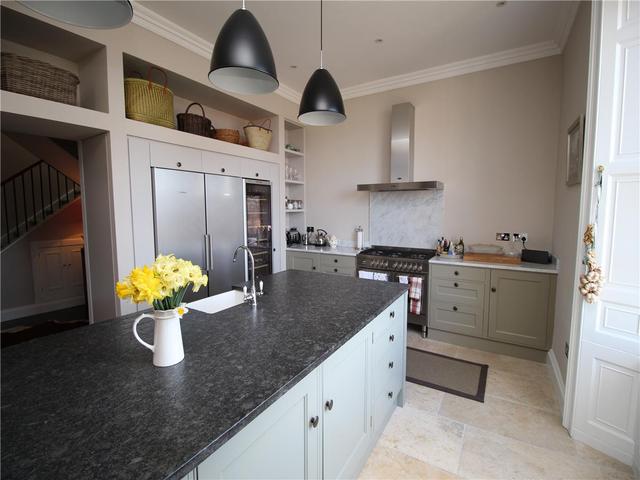 Image of 3 bedroom Flat to rent in Great King Street Edinburgh EH3 at City Centre Edinburgh Edinburgh, EH3 6QH