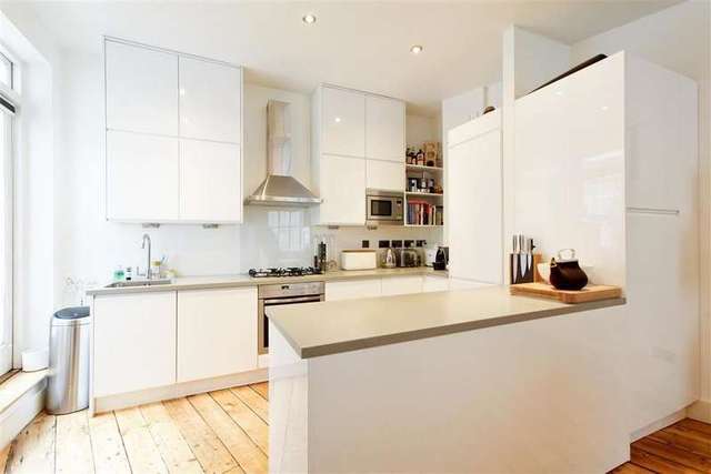  Image of 2 bedroom Flat to rent in Great Portland Street London W1W at Fitzrovia W1W 7LP Fitzrovia, W1W 7LP