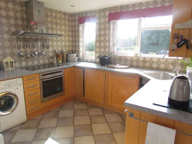  Image of 3 bedroom Detached house for sale in Green Lane Bevere Worcester WR3 at Bevere Worcestershire Worcester, WR3 7QG