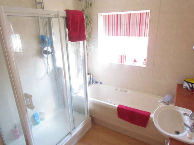  Image of 3 bedroom Detached house for sale in Green Lane Bevere Worcester WR3 at Bevere Worcestershire Worcester, WR3 7QG
