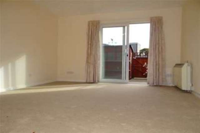  Image of 2 bedroom Detached house to rent in Greetham Street Southsea PO5 at Southsea, PO5 4LE
