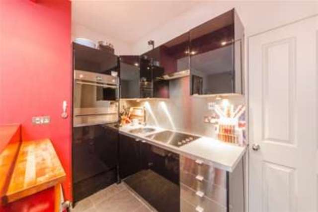  Image of 1 bedroom Flat to rent in Campden Street London W8 at London, W8 7EP