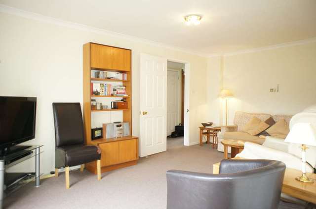  Image of 4 bedroom Detached house for sale in Hadleigh Rise Caversham Reading RG4 at Hadleigh Rise Caversham Park Village Reading, RG4 6RW