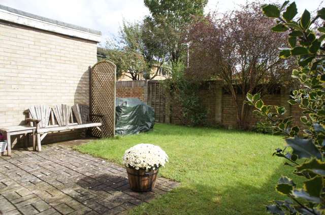  Image of 4 bedroom Detached house for sale in Hadleigh Rise Caversham Reading RG4 at Hadleigh Rise Caversham Park Village Reading, RG4 6RW