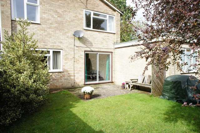  Image of 4 bedroom Detached house for sale in Hadleigh Rise Caversham Reading RG4 at Hadleigh Rise Caversham Park Village Reading, RG4 6RW