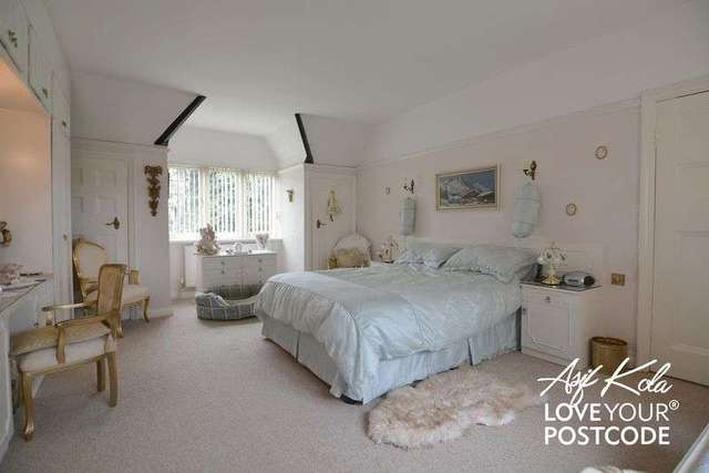  Image of 5 bedroom Detached house for sale in Handsworth Wood Road Handsworth Birmingham B20 at Handsworth Wood Road Handsworth Wood Birmingham, B20 2DQ