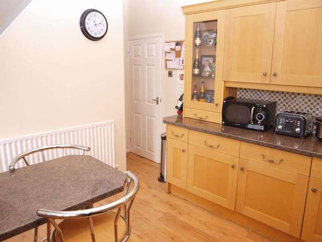  Image of 2 bedroom Terraced house to rent in Harbour Lane Milnrow Rochdale OL16 at Harbour Lane Milnrow Rochdale, OL16 4EL