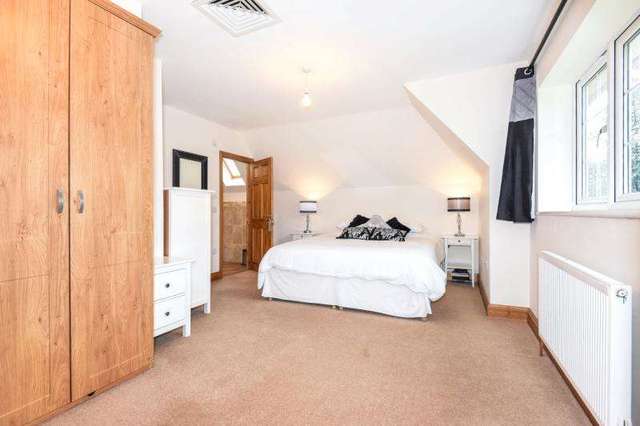  Image of 5 bedroom Detached house for sale in Elms Road Harrow Weald Harrow HA3 at Harrow Weald  Harrow Weald, HA3 6BT