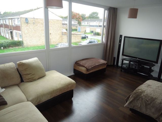  Image of 4 bedroom Terraced house for sale in Hatfield Crescent Hemel Hempstead HP2 at Hatfield Crescent  Hemel Hempstead, HP2 6DA