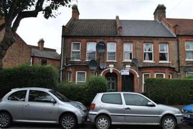  Image of 1 bedroom Flat to rent in Hawarden Road London E17 at Hawarden Road  London, E17 6NS