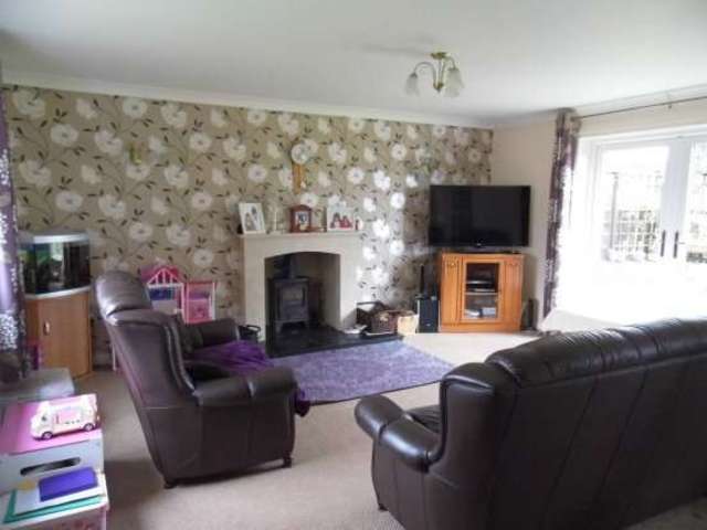  Image of 4 bedroom Detached house for sale in Hawthorn Walk Sturton by Stow Lincoln LN1 at Lincoln Lincolnshire Lincoln, LN1 2BL
