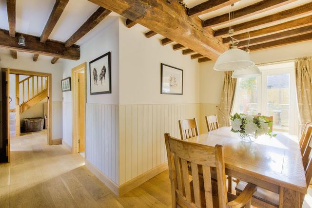  Image of 5 bedroom Detached house for sale in Hawthorpe Bourne PE10 at Hawthorpe Bourne, PE10 0RY