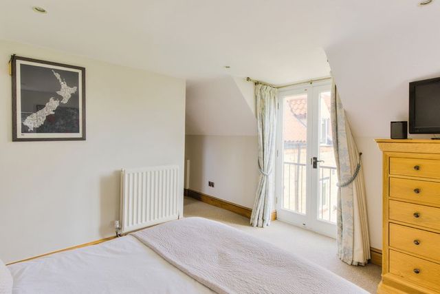  Image of 5 bedroom Detached house for sale in Hawthorpe Bourne PE10 at Hawthorpe Bourne, PE10 0RY