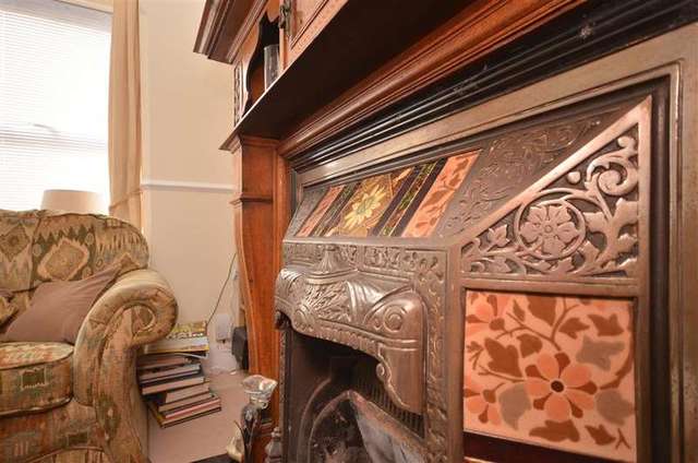  Image of 3 bedroom End of Terrace for sale in Hayling Avenue Portsmouth PO3 at Portsmouth Hampshire Portsmouth, PO3 6EE