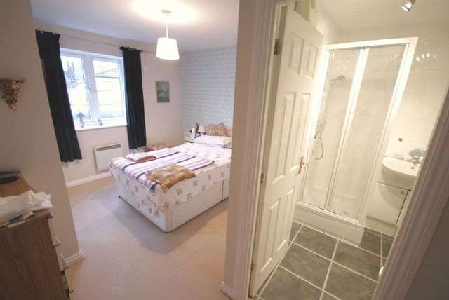  Image of 3 bedroom Flat for sale in Hayling Close Gosport PO12 at Hayling Close  Gosport, PO12 4LU