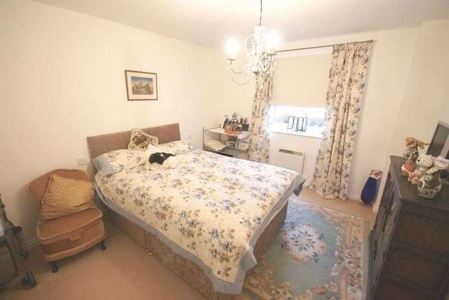  Image of 3 bedroom Flat for sale in Hayling Close Gosport PO12 at Hayling Close  Gosport, PO12 4LU