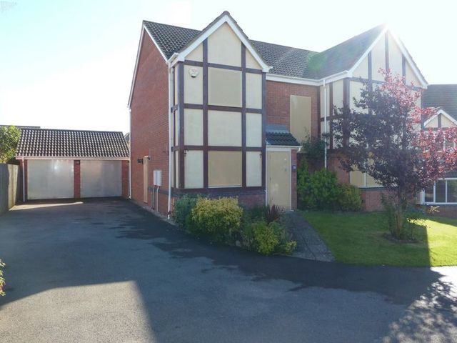  Image of 4 bedroom Detached house for sale in Heol Pearetree Rhoose Barry CF62 at Heol Pearetree  Rhoose Point, CF62 3LB