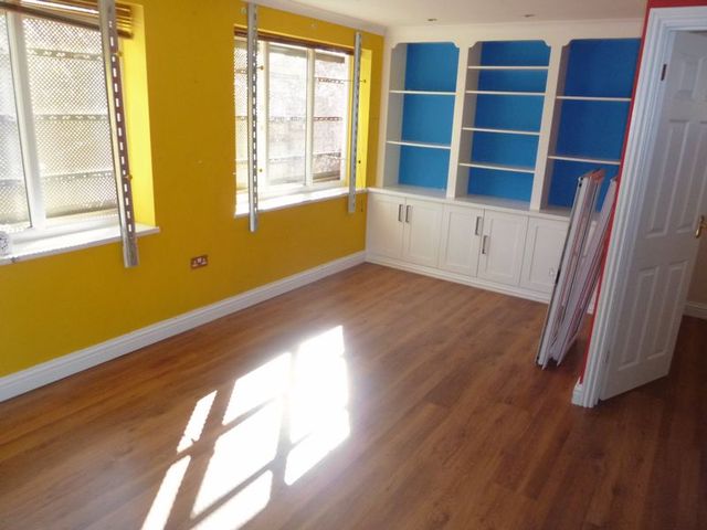  Image of 4 bedroom Detached house for sale in Heol Pearetree Rhoose Barry CF62 at Heol Pearetree  Rhoose Point, CF62 3LB