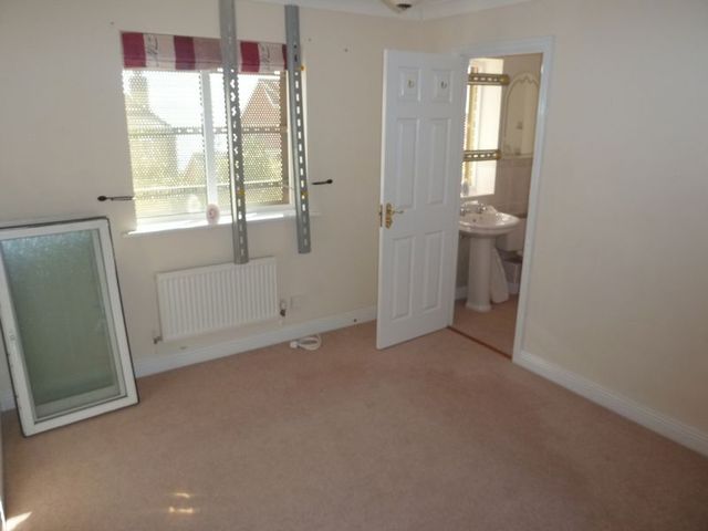 Image of 4 bedroom Detached house for sale in Heol Pearetree Rhoose Barry CF62 at Heol Pearetree  Rhoose Point, CF62 3LB
