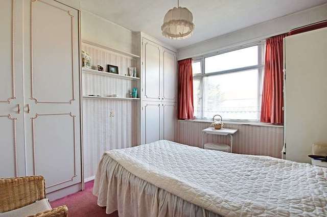  Image of 3 bedroom Property for sale in Herrongate Close Enfield EN1 at Herrongate Close  Enfield, EN1 3BN