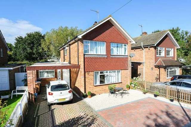  Image of 4 bedroom Detached house for sale in Rushen Drive Hertford Heath Hertford SG13 at Rushen Drive Hertford Heath Hertford, SG13 7RB