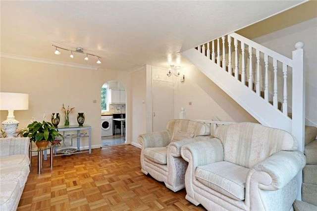  Image of 2 bedroom Apartment to rent in High Road Bushey Heath Bushey WD23 at High Road Bushey Heath Bushey, WD23 1EJ