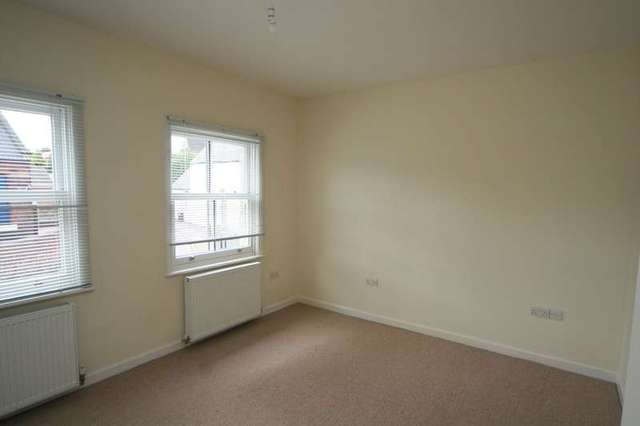  Image of 1 bedroom Flat for sale in High Street Eckington Sheffield S21 at Eckington Sheffield Eckington, S21 4JT