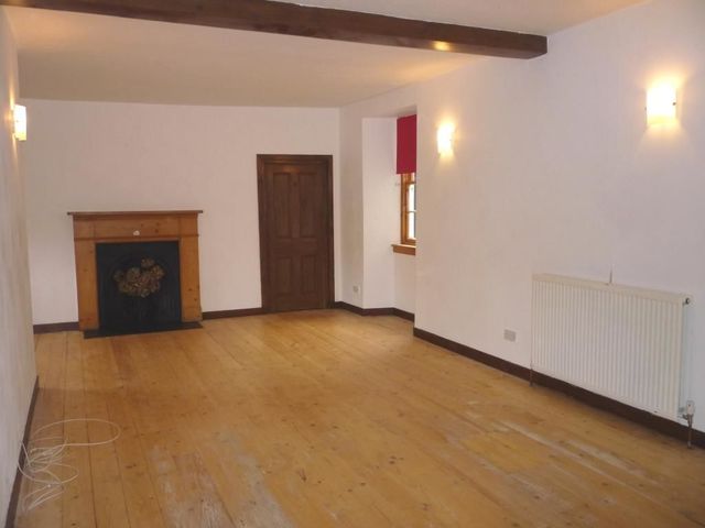  Image of 1 bedroom Flat to rent in High Street Kinghorn Burntisland KY3 at Kinghorn Fife Fife, KY3 9UW