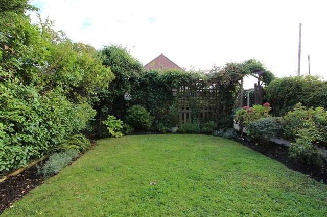  Image of 3 bedroom Cottage for sale in Gordon Road Highcliffe Christchurch BH23 at Highcliffe Christchurch Dorset, BH23 5HN