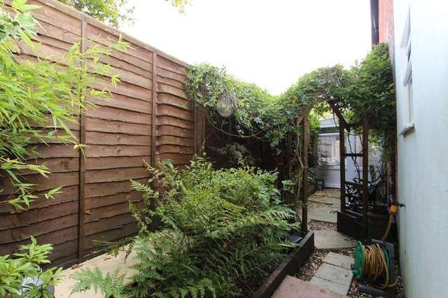  Image of 3 bedroom Cottage for sale in Gordon Road Highcliffe Christchurch BH23 at Highcliffe Christchurch Dorset, BH23 5HN