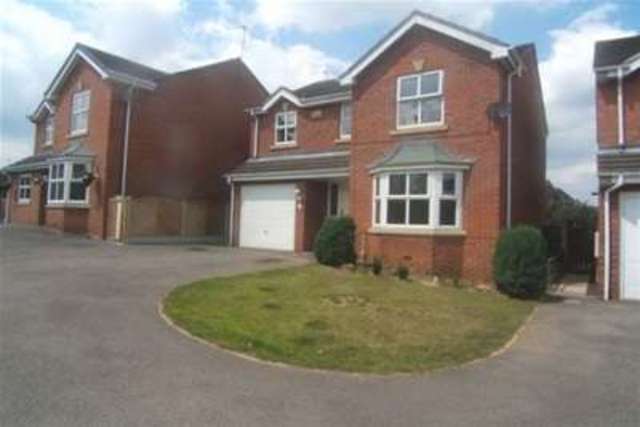  Image of 4 bedroom Detached house to rent in Highgrove Court Altofts Normanton WF6 at Normanton, WF6 2TY