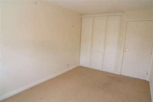  Image of 4 bedroom Detached house to rent in Highgrove Court Altofts Normanton WF6 at Normanton, WF6 2TY