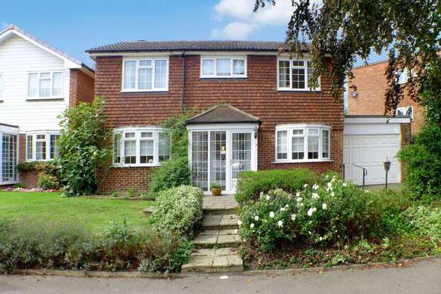  Image of 4 bedroom Detached house for sale in Highview Road Sidcup DA14 at Highview Road  Sidcup, DA14 4EX