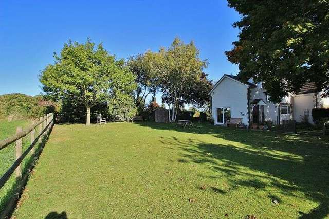  Image of 3 bedroom Detached house for sale in Hill Crescent Finstock Chipping Norton OX7 at Hill Crescent Finstock Finstock, OX7 3BS