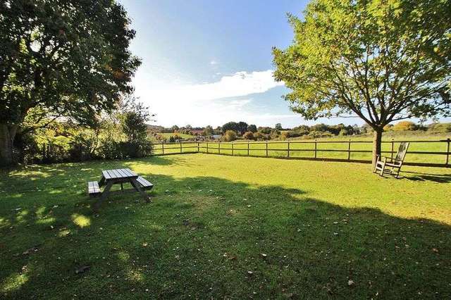  Image of 3 bedroom Detached house for sale in Hill Crescent Finstock Chipping Norton OX7 at Hill Crescent Finstock Finstock, OX7 3BS