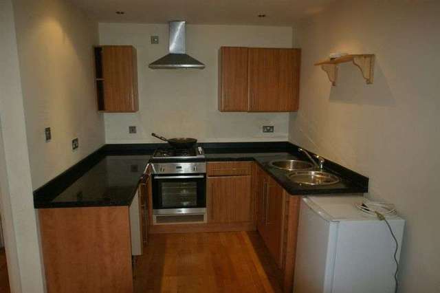  Image of 1 bedroom Flat to rent in Hinton Road Bournemouth BH1 at 30 Hinton Road  Bournemouth, BH1 2AJ