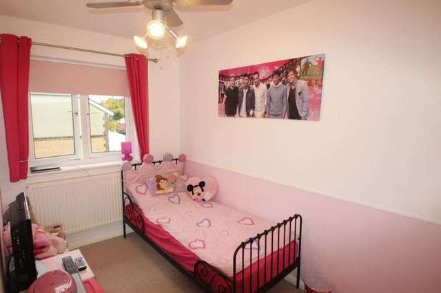  Image of 3 bedroom Semi-Detached house to rent in Holder Road Maidenbower Crawley RH10 at Holder Road Maidenbower Crawley, RH10 7HL
