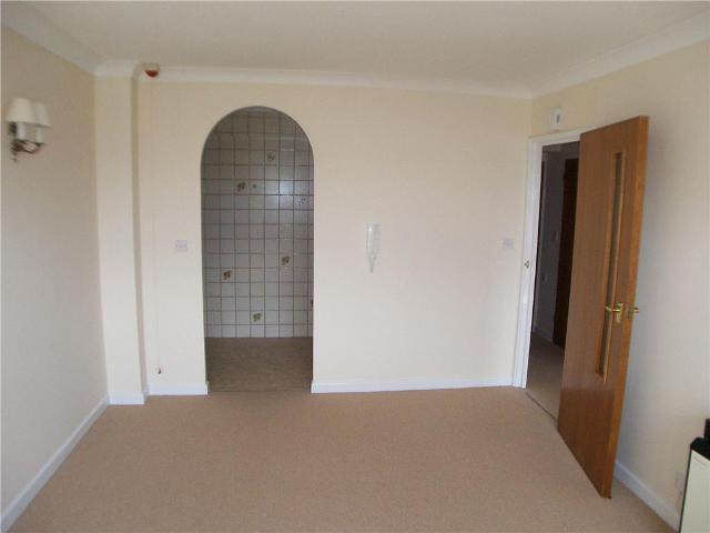  Image of 1 bedroom Apartment to rent in Cobbs Place Margate CT9 at Homefern House Cobbs Place Margate, CT9 1JF
