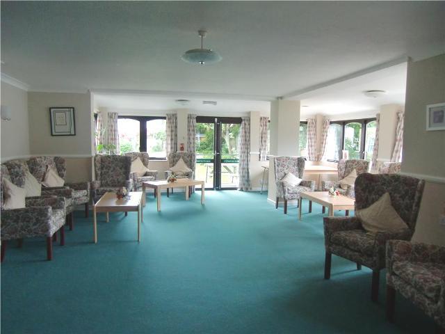  Image of 1 bedroom Apartment to rent in Cobbs Place Margate CT9 at Homefern House Cobbs Place Margate, CT9 1JF
