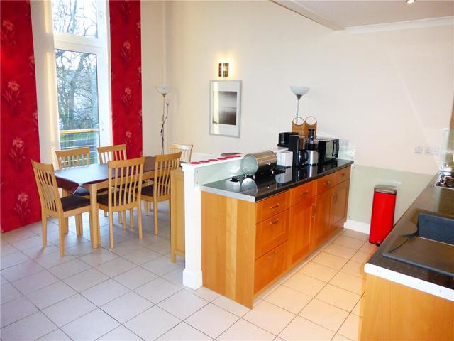  Image of 3 bedroom Flat to rent in Hopetoun Crescent Edinburgh EH7 at Leith Walk Edinburgh Edinburgh, EH7 4AY