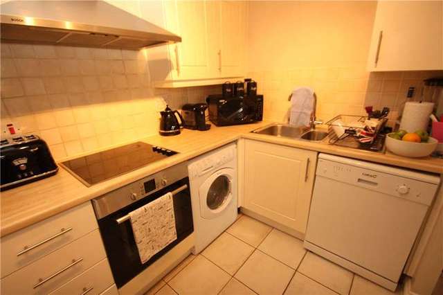  Image of 2 bedroom Apartment for sale in Tudor Way Knaphill Woking GU21 at Tudor Way Knaphill Knaphill, GU21 2UE