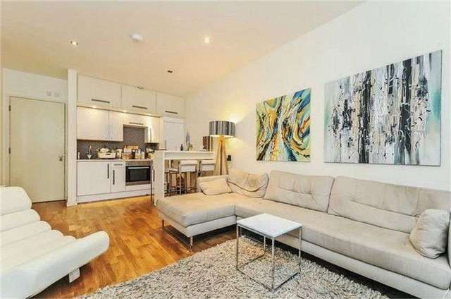 Image of 2 bedroom Flat to rent in Huddleston Road London N7 at Huddleston Road  London, N7 0AG
